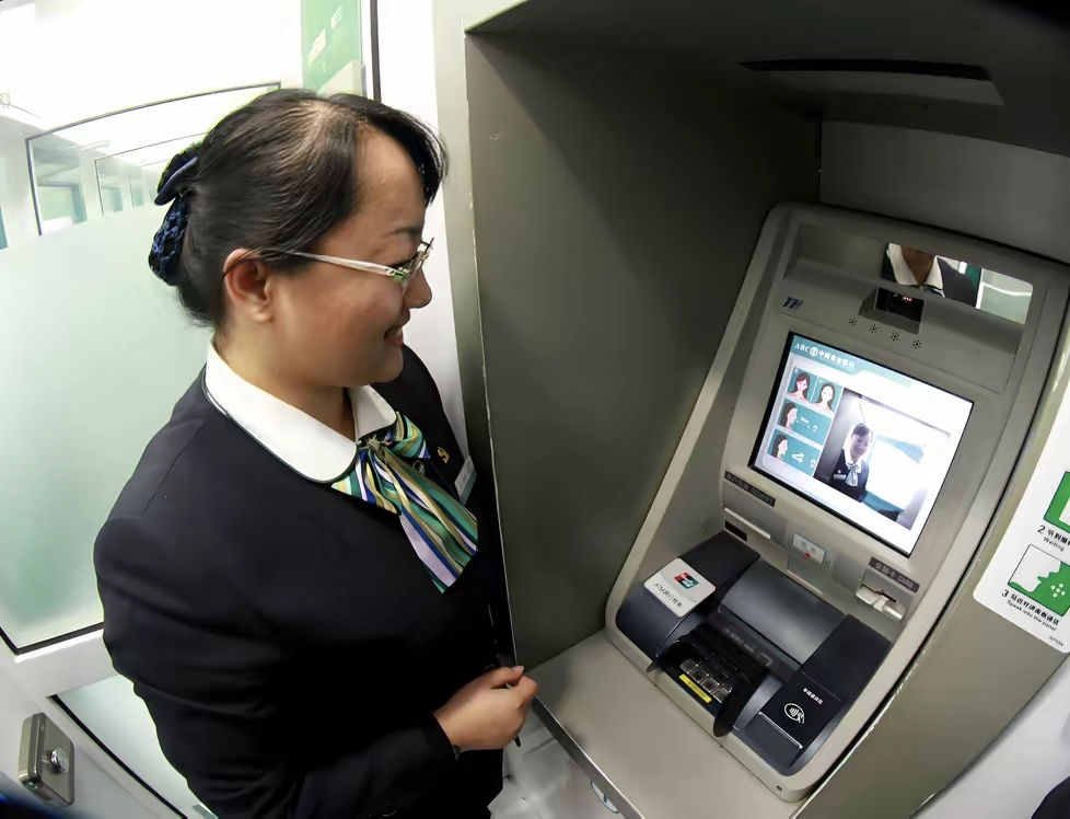 齐齐哈尔广州医保卡提取现金(广州医保卡提取现金怎么提)